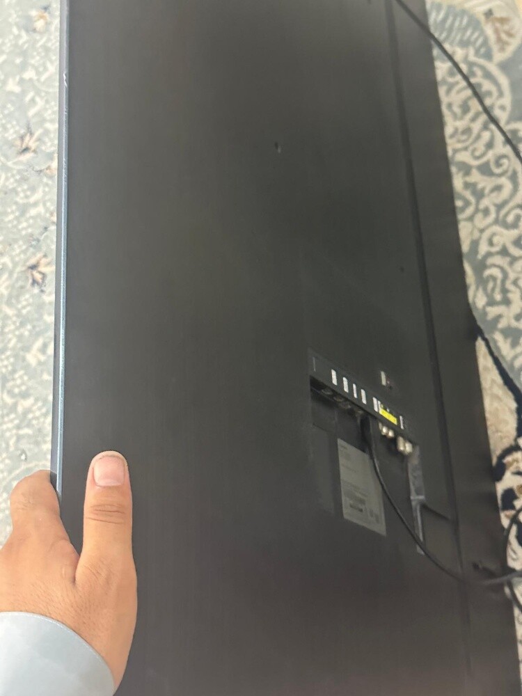 Samsung UHD 65" SMART TV - 3