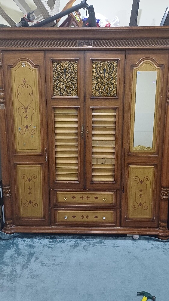 غرفة نوم بنات مع مرتبة مع خزانة مستعمل جيد جدا - 2