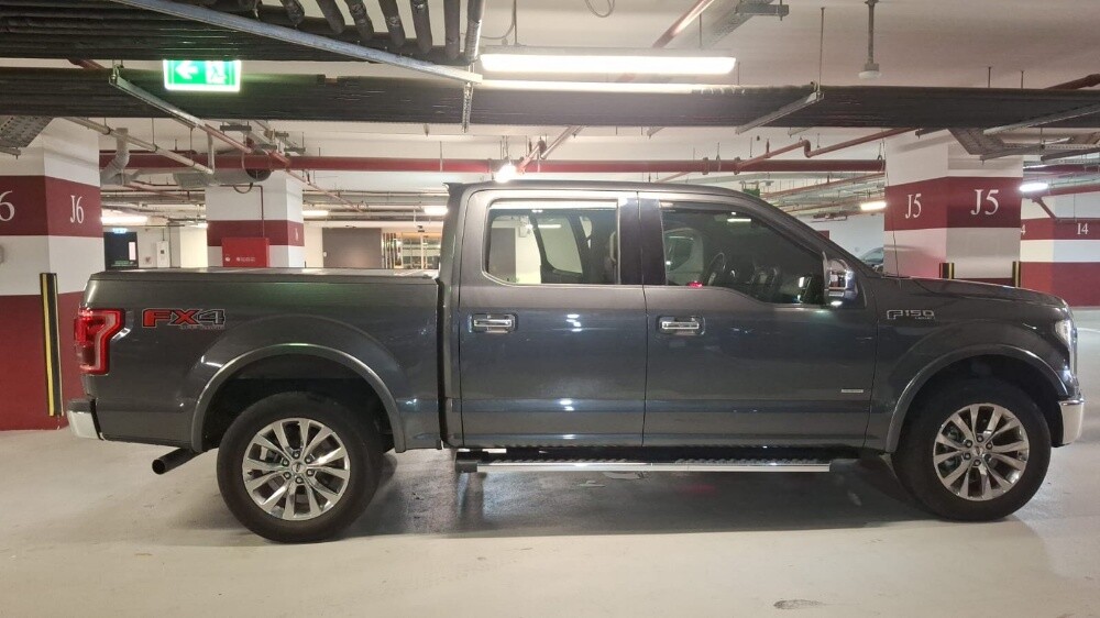 ford f150 lariat 4x4 - 4