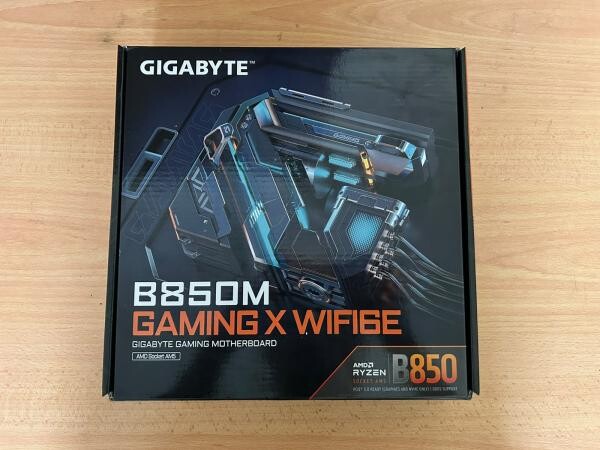 Gaming PC: RX 9060XT 16GB - 6