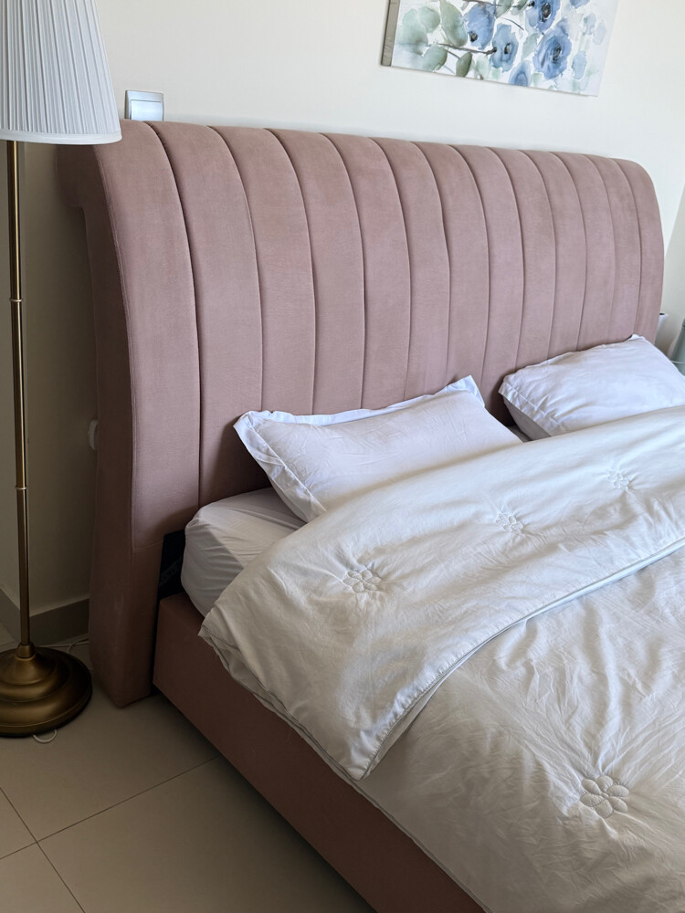 king bed - 1