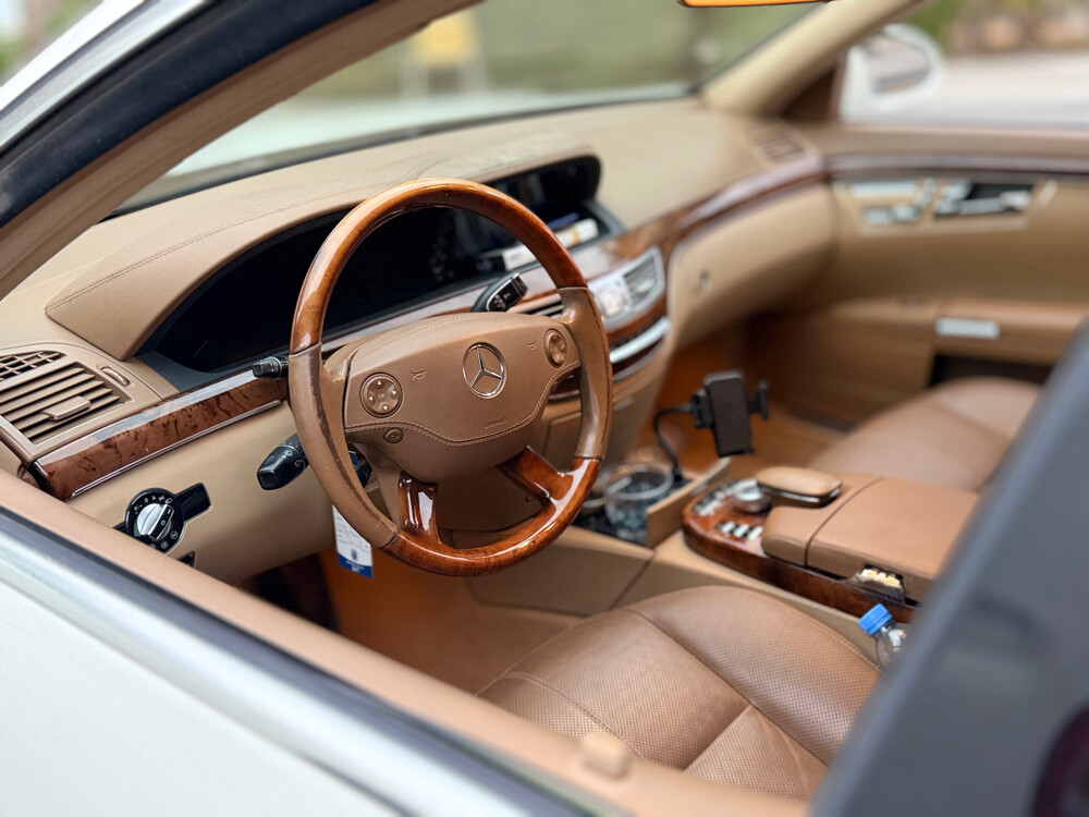 FOR SALE: 2009 Mercedes-Benz S350 - 4