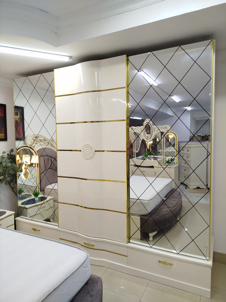 Sell Luxurious King Bedroom set - 4