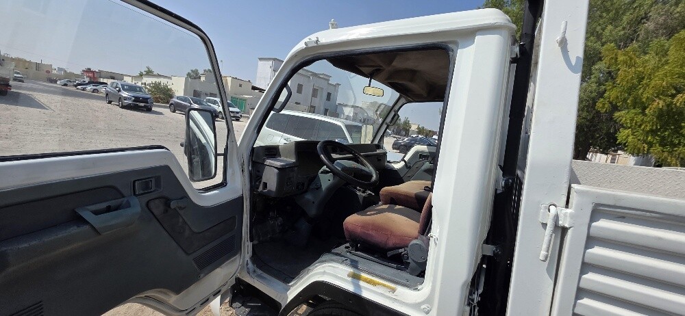 For Sale: 2007 Eicher Truck - 10