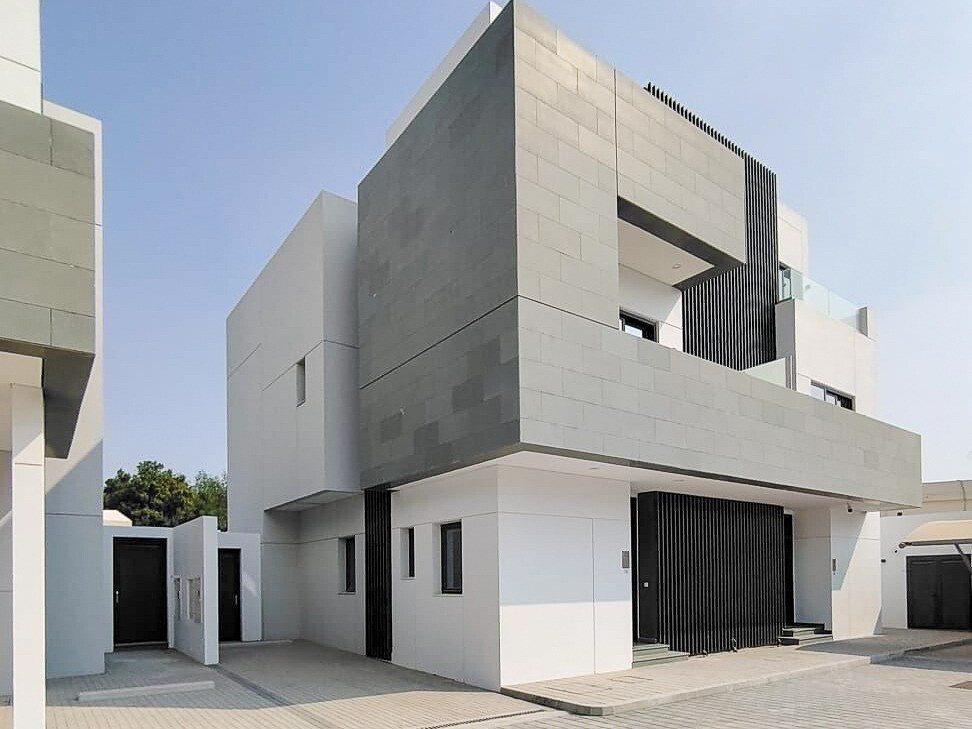 UF 3 BHK VILLA IN COMPOUND IN ALSAD - 1