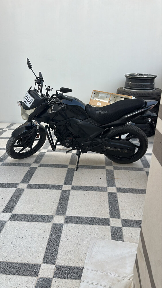 honda unicorn - 1
