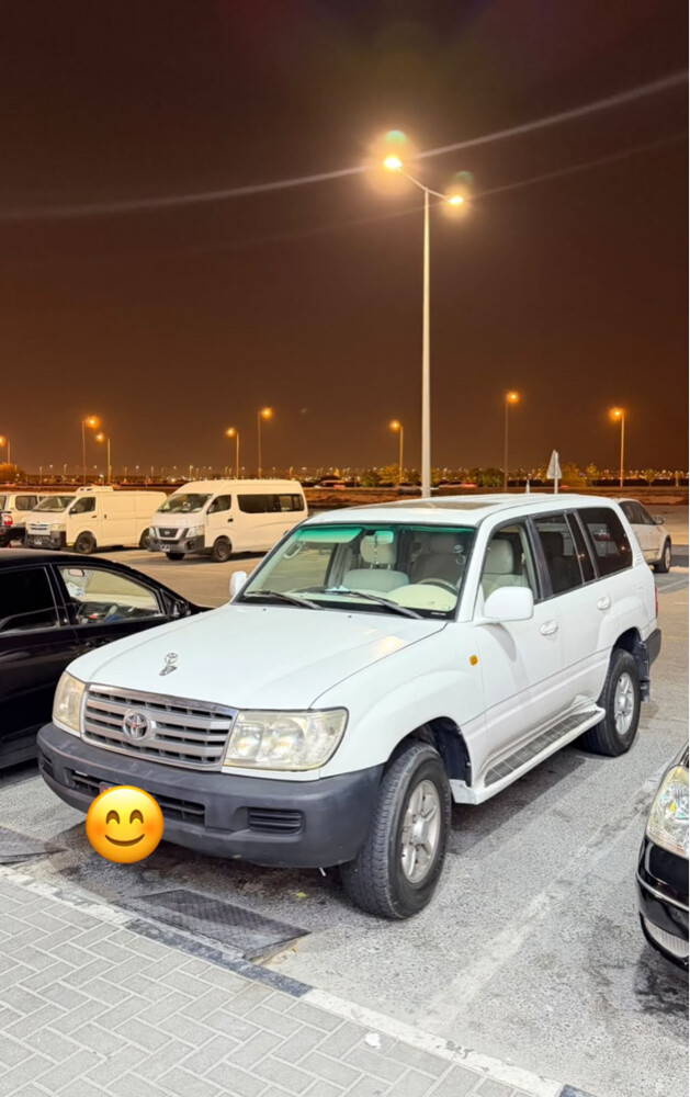 Toyota Land Cruiser - 1