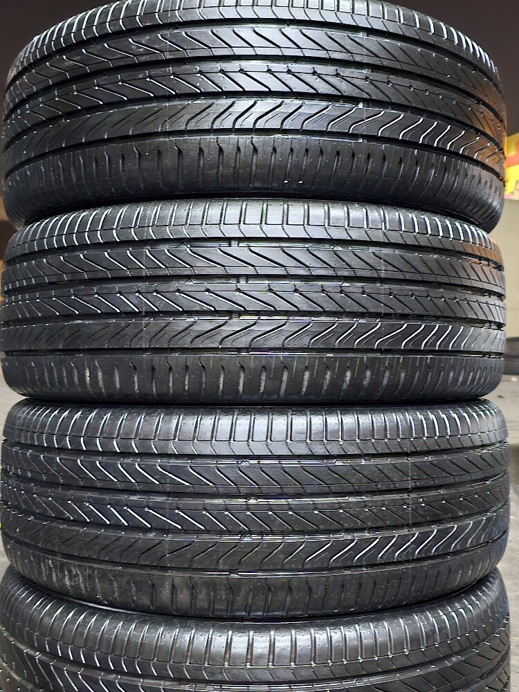 225-55-19,,, Continental brand - 3