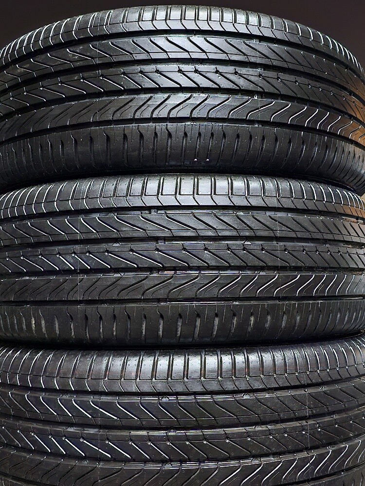 225-55-19,,, Continental brand - 7