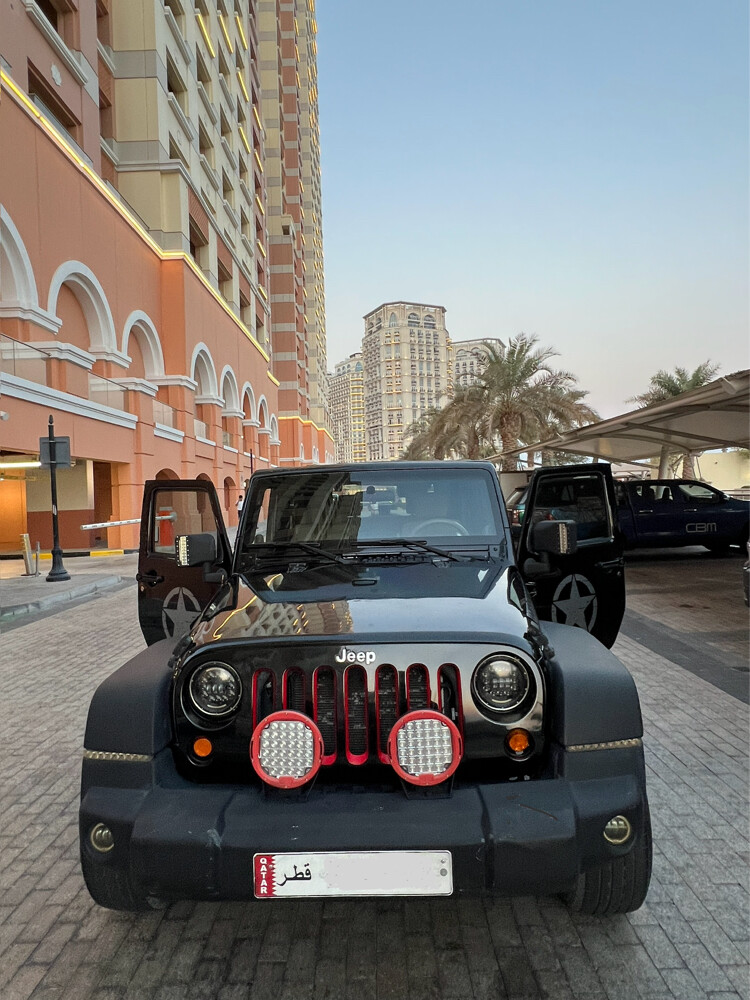 جيب رانجلر بحالة ممتازة، - 1