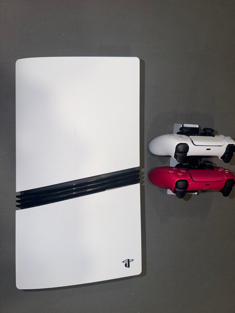 PlayStation Pro 2TB - 1