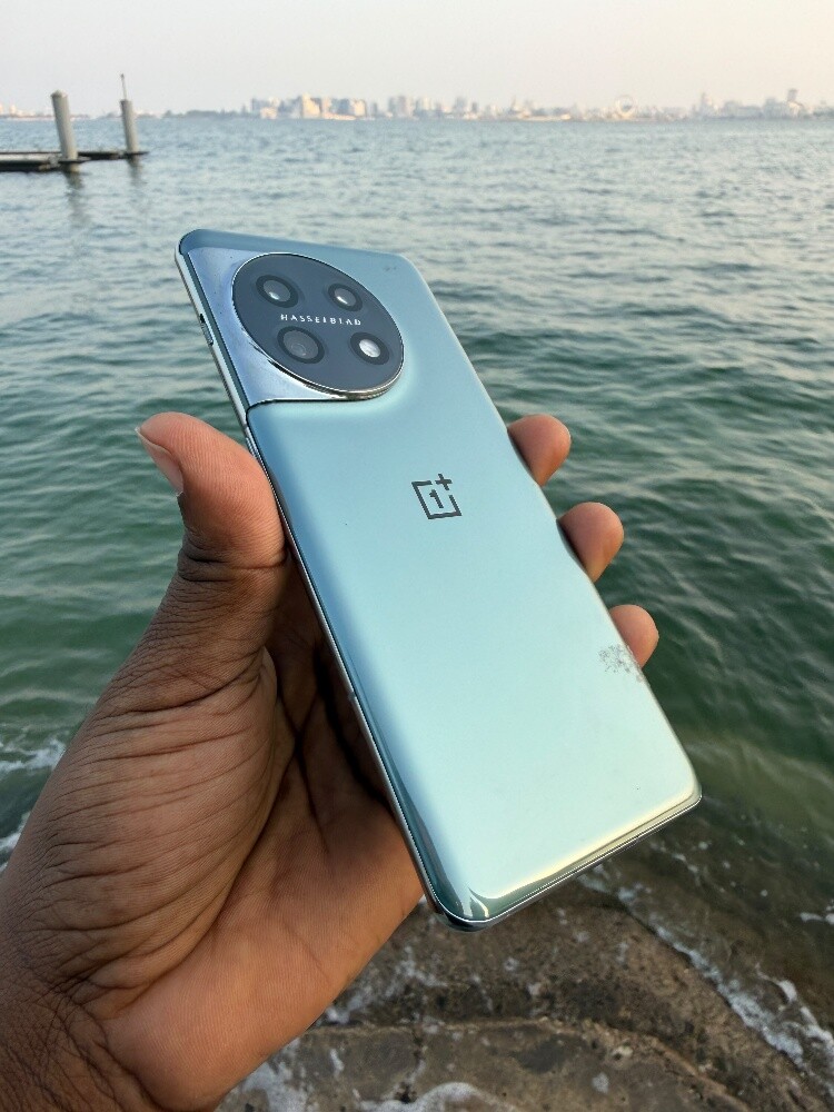 oneplus 11 - 2