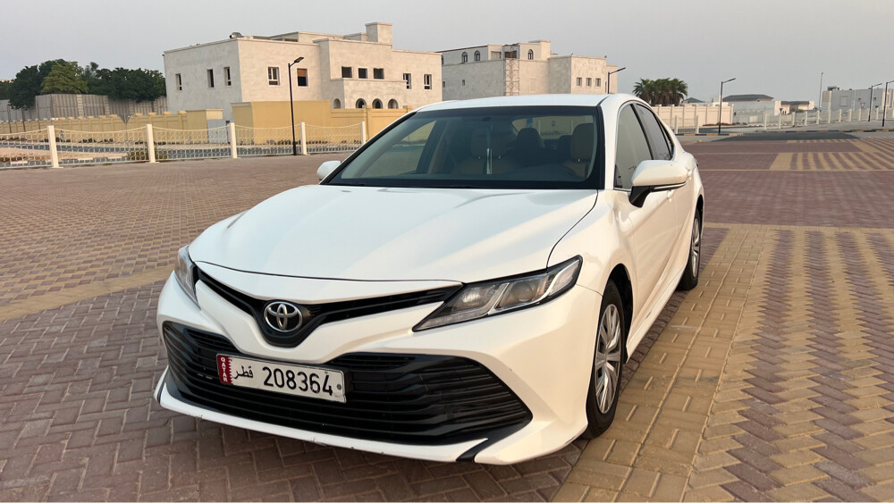 camry 2019 perfect condition - 1