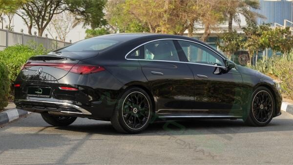 2027 Mercedes-Benz CLA 200 AMG - 7