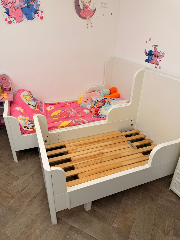 4 White Kids Beds with Mattresses – - 2