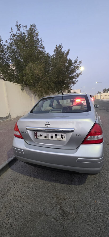 NISSAN TIIDA - 2