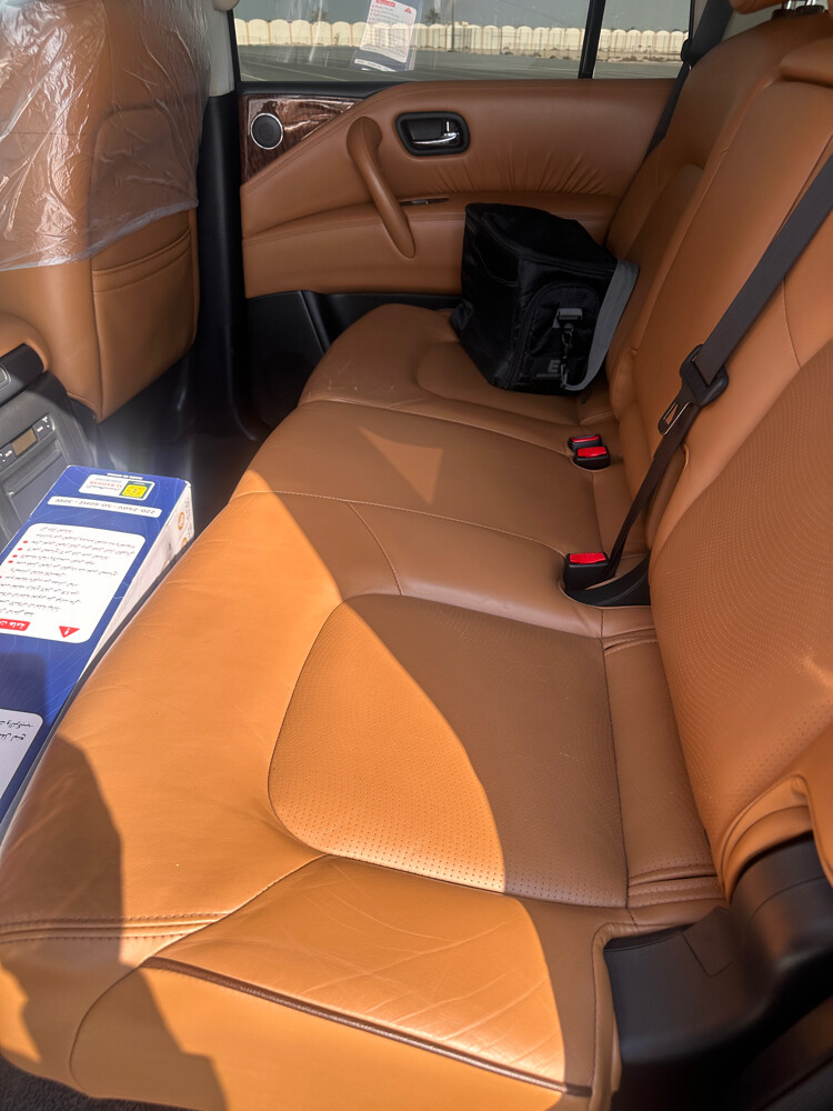 Nissan Patrol Platinum - 12