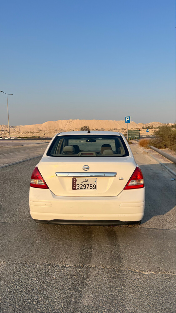 NISSAN TIIDA 2011 - 2