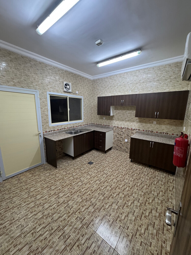 فيلا الغرافه 5 غرف 9000ريال - 7