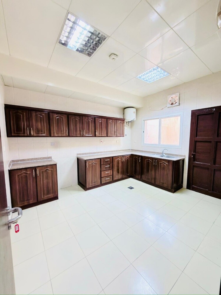 Traditional house for sale - 6