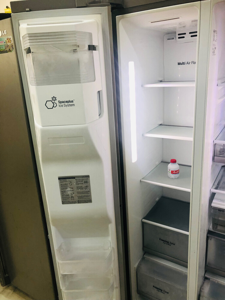 lG side by side door fridge for sal - 2