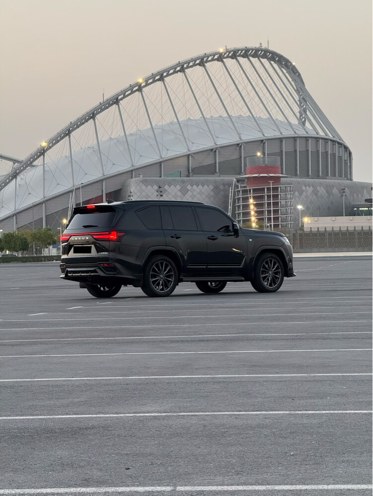 Lexus LX 600 F sport - 3