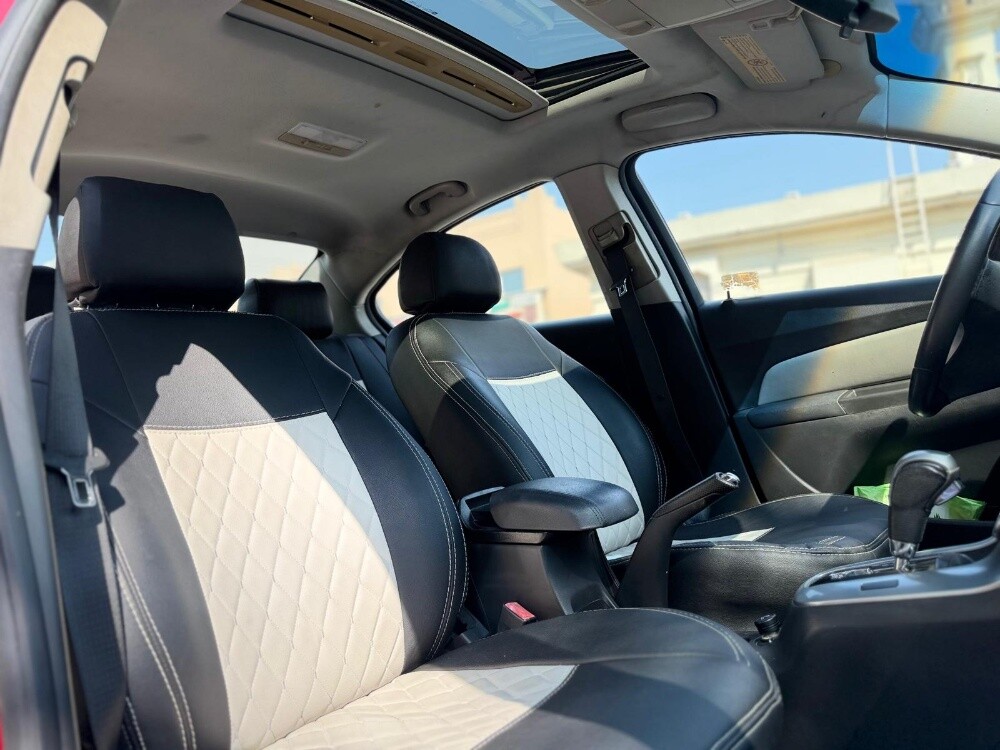 chevrolet cruze sunroof full option - 23