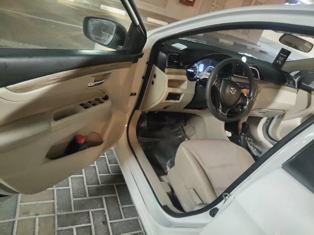suzuki ciaz 2023 - 6