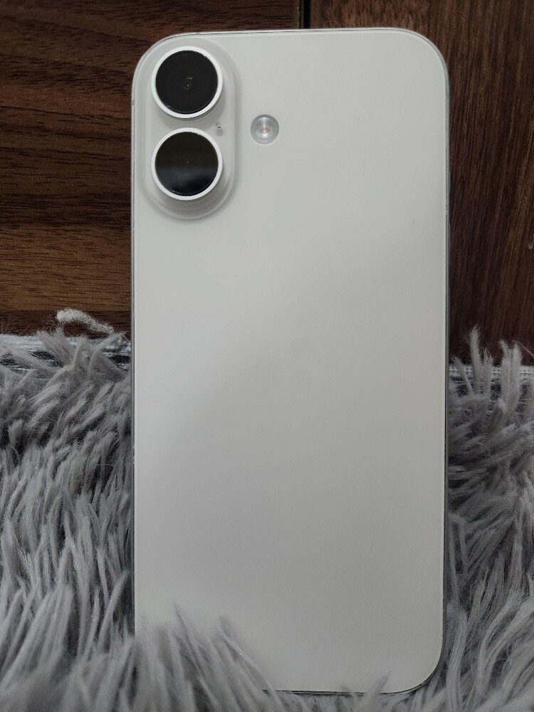 iphone 17 256 warranty march 2027 - 1