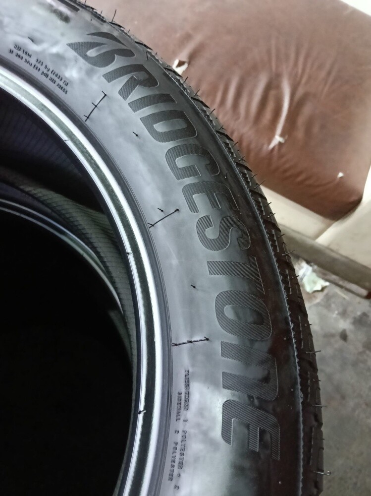 255/50/R20.Bridgestone brand - 2