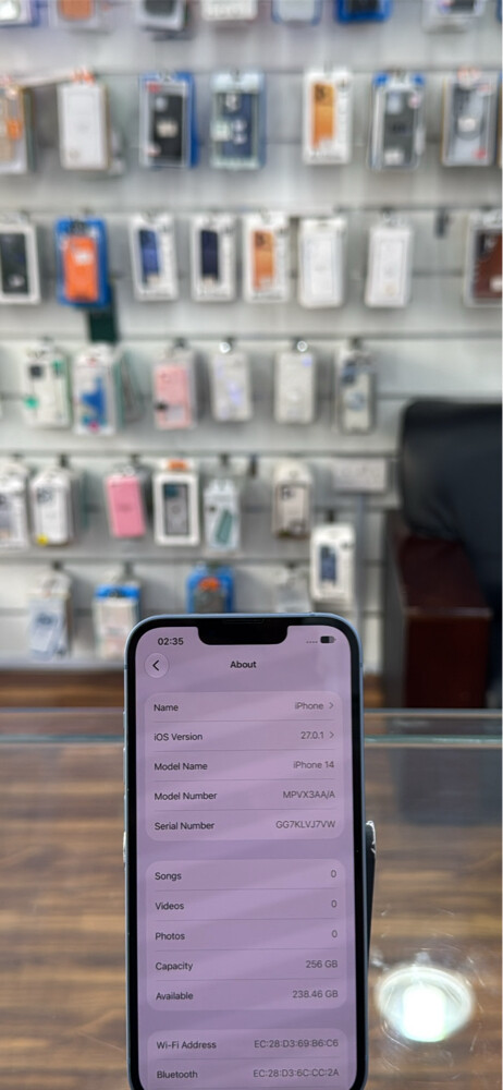 iPhone 14 – 256GB - 2