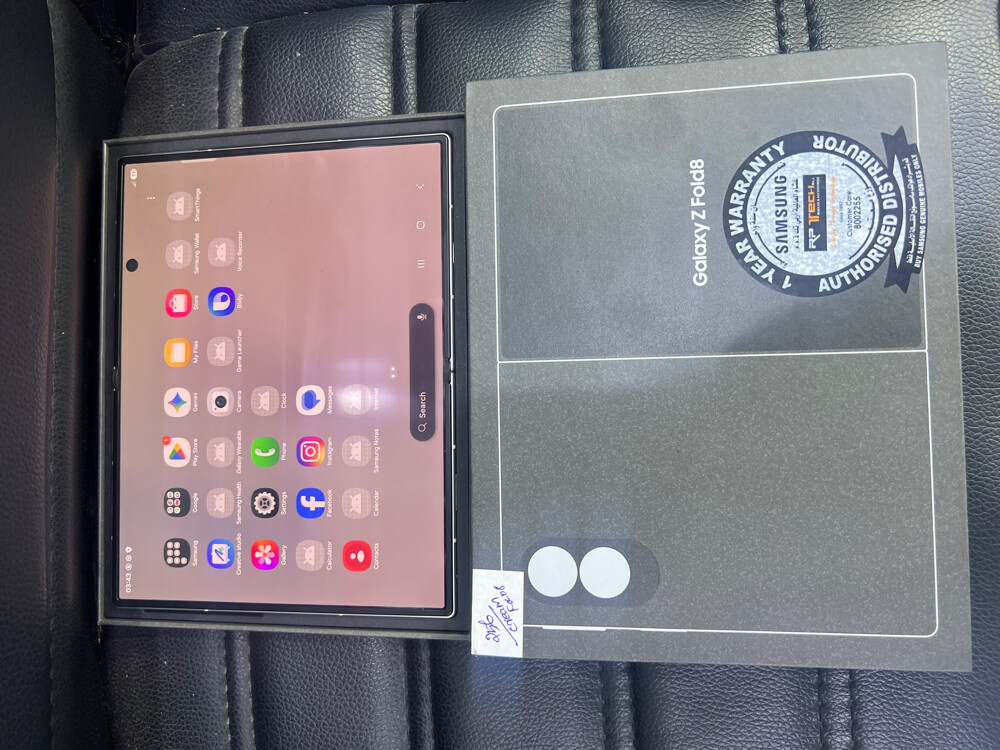 Galaxy Fold 8 2 days used - 11
