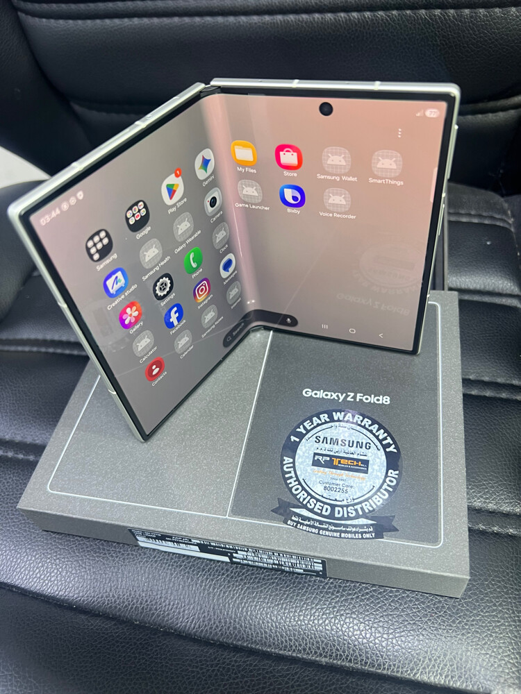 Galaxy Fold 8 2 days used - 2