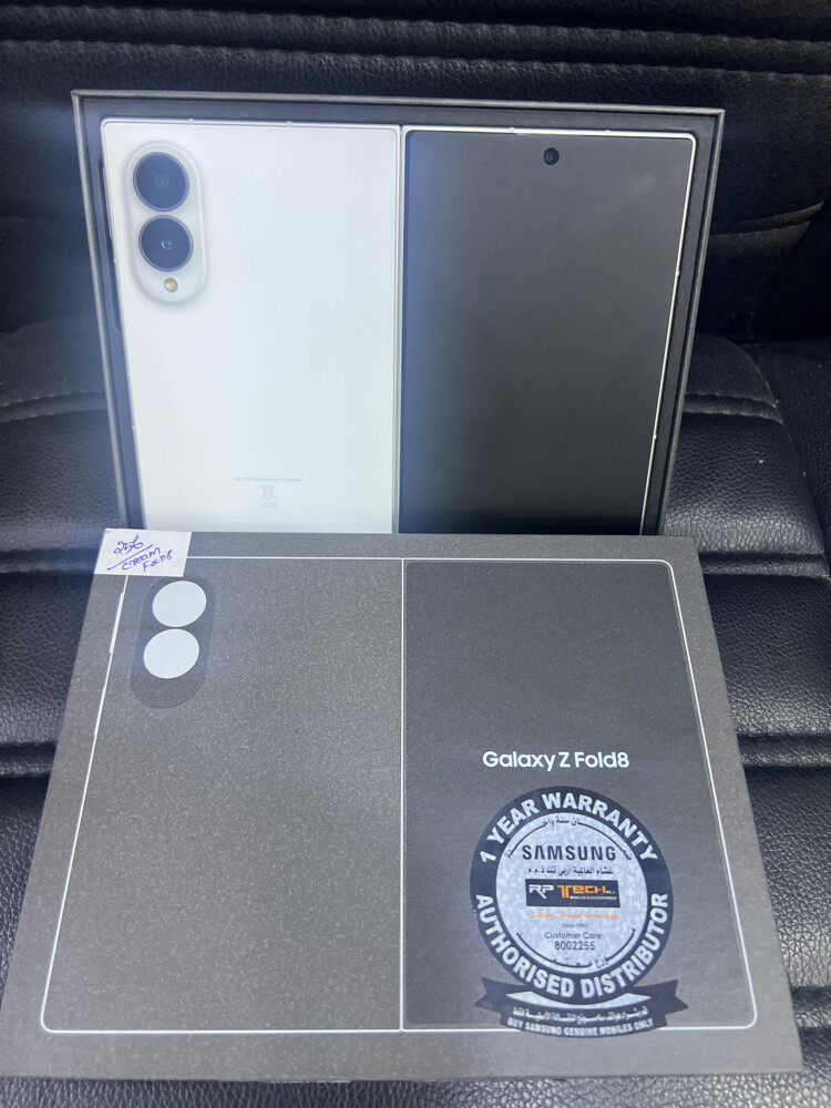 Galaxy Fold 8 2 days used - 5