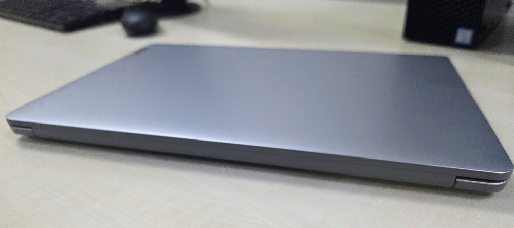 Lenovo Ryzen 5 7000 16GB 512GB 15.6 - 7