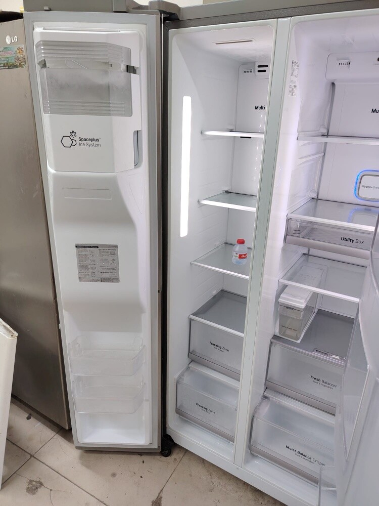 LG side by side fridge for sale - 6