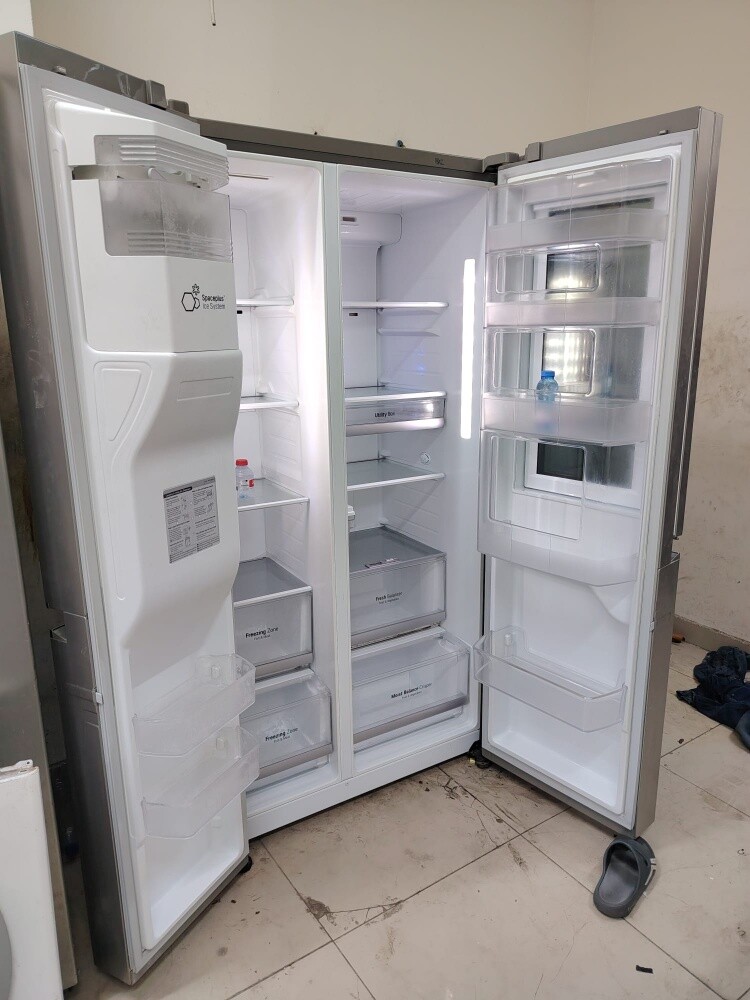 LG side by side fridge for sale - 5