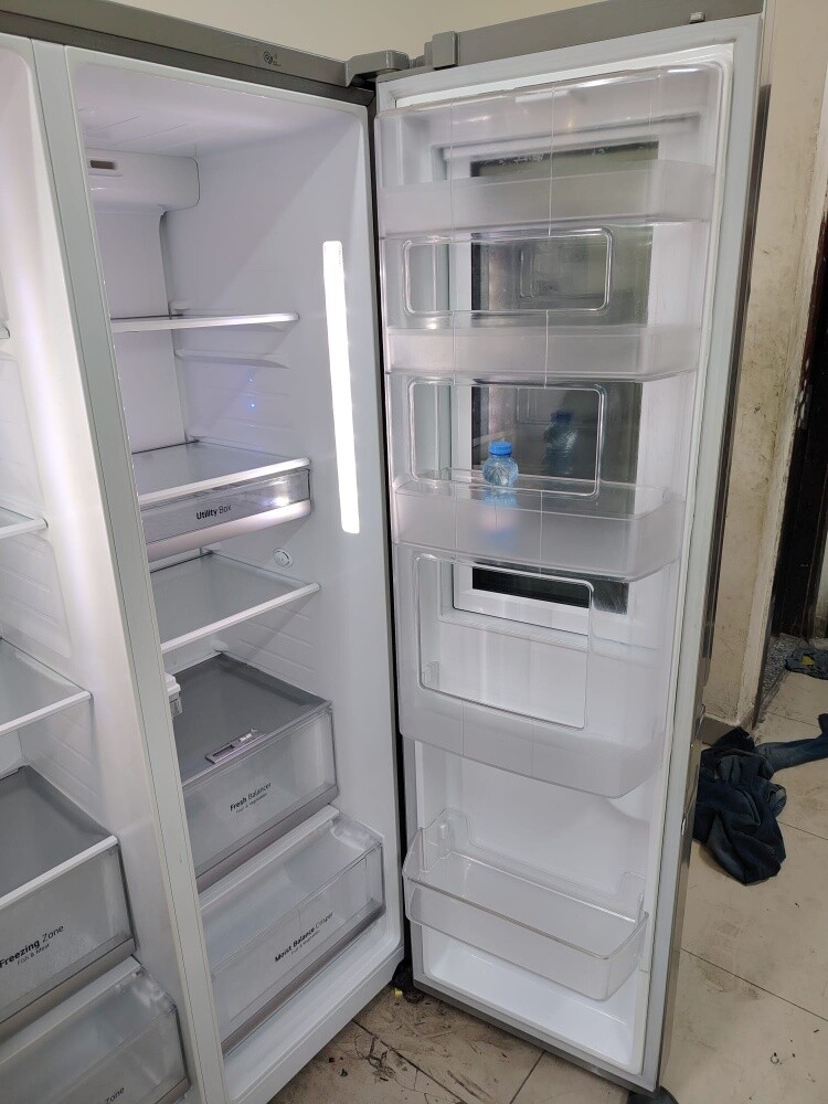 LG side by side fridge for sale - 3