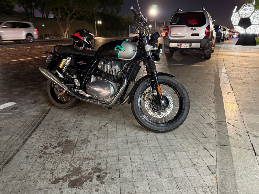 Interceptor 650 - 9
