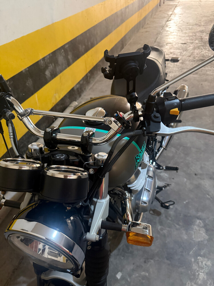 Interceptor 650 - 11