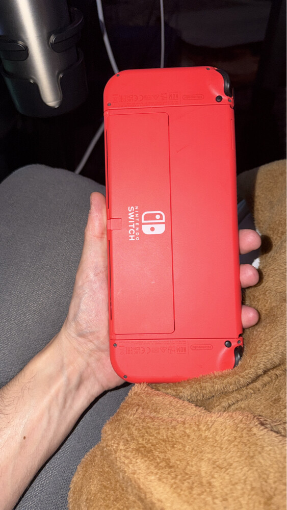 Nintendo Switch HAC-001 RED - 4