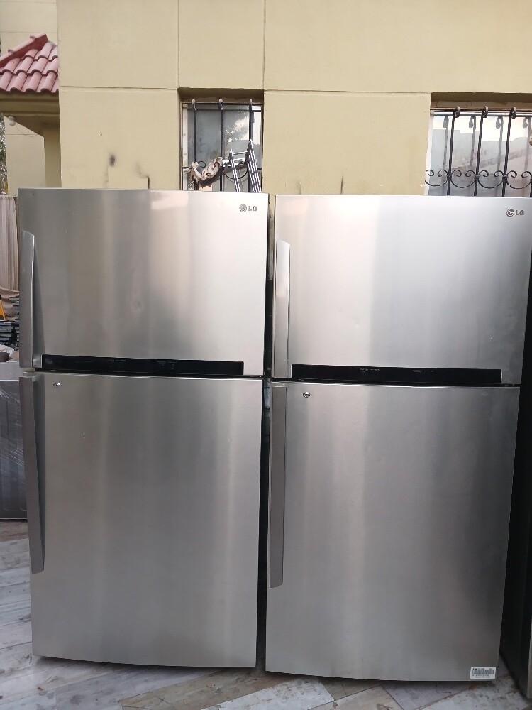 LG Refrigerator 780 liter capacity - 1