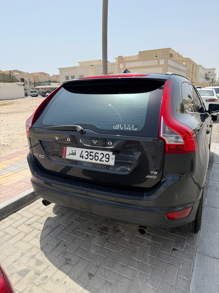 volvo XC 60 T6 model 2010 - 8