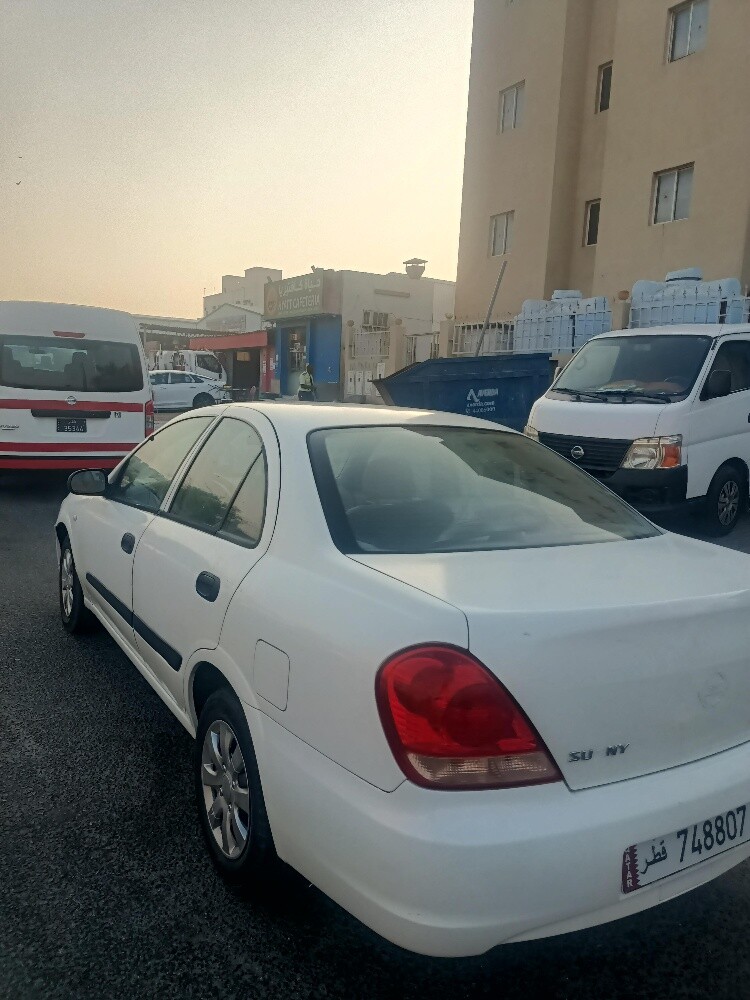 Nissan Sunny japani - 4
