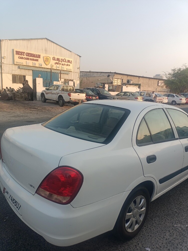Nissan Sunny japani - 3