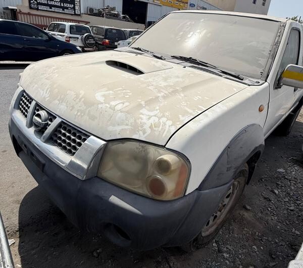 NISSAN NAVARA 2006 - 2
