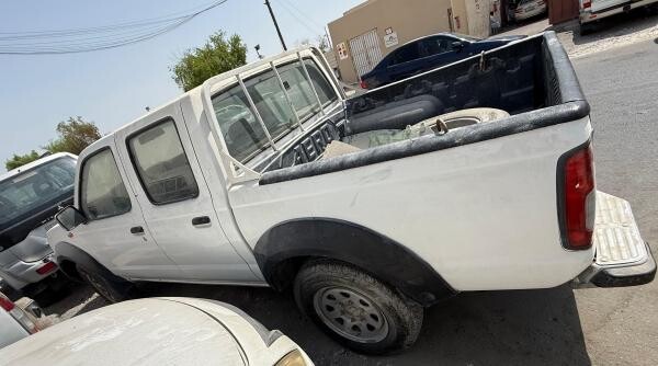 NISSAN NAVARA 2006 - 4