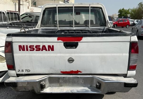 NISSAN NAVARA 2006 - 6