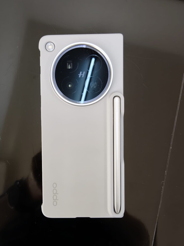 Oppo Find N 6 16/512 - 7