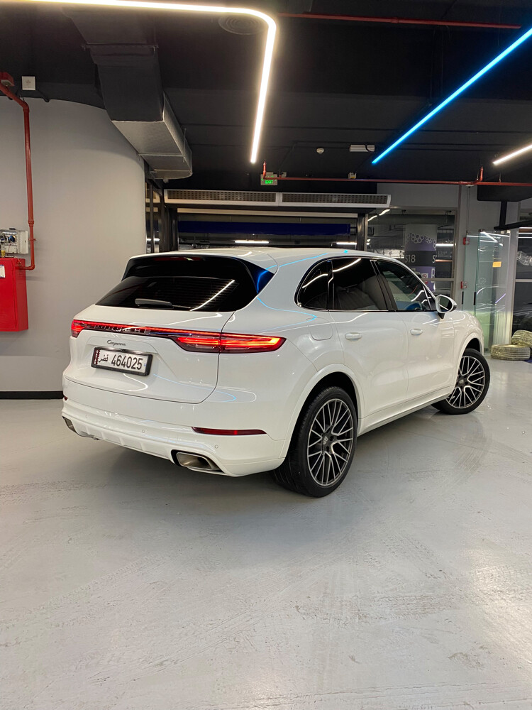 Porsche Cayenne 2019  - 1